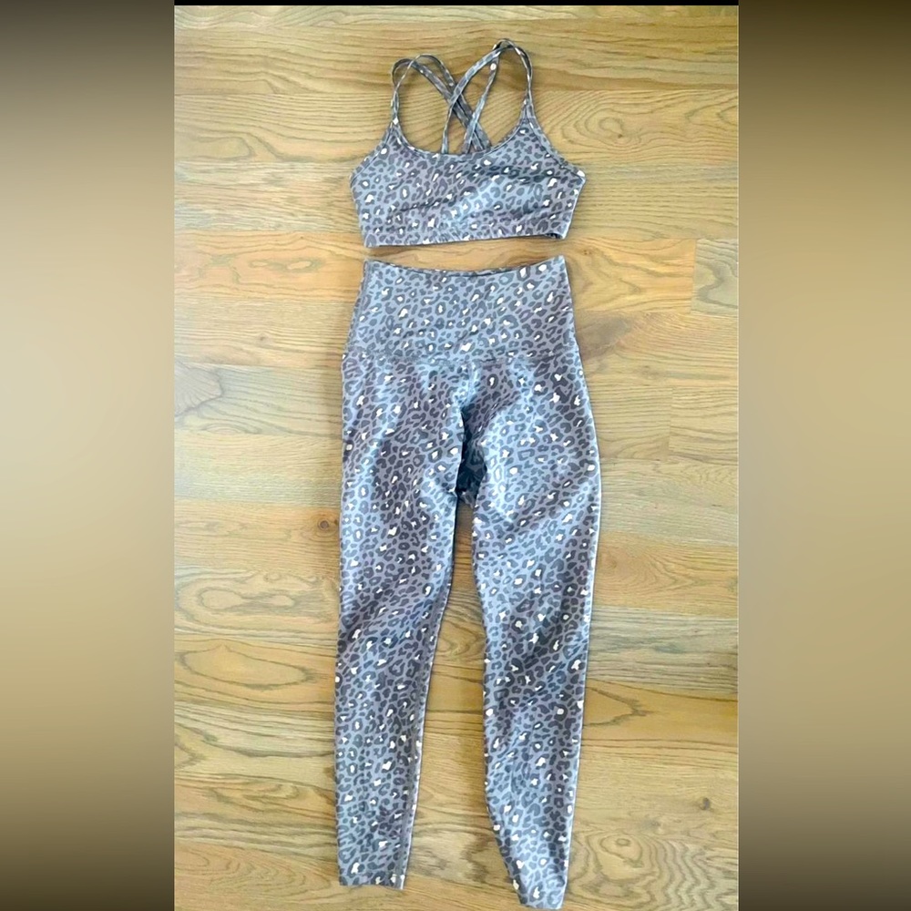 Beyond Yoga- Animal print set